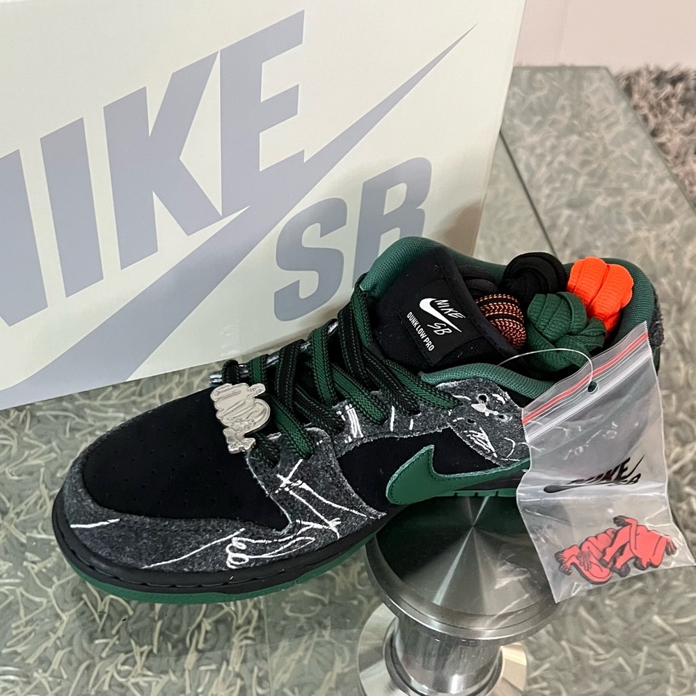 🆕 Nike SB Dunk Low - Picture 5 of 8